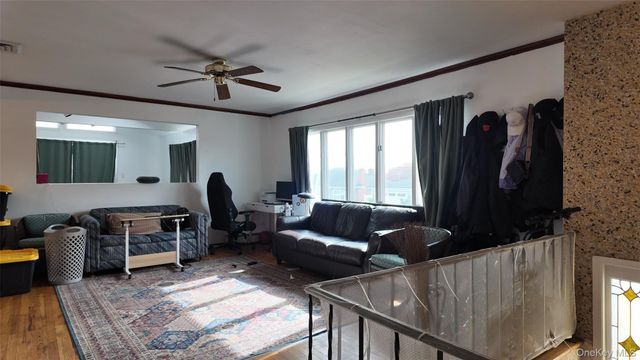 175 Hamilton Avenue, Island Park, NY 11558