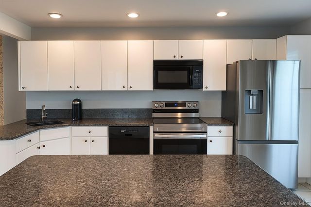 175 Hamilton Avenue, Island Park, NY 11558