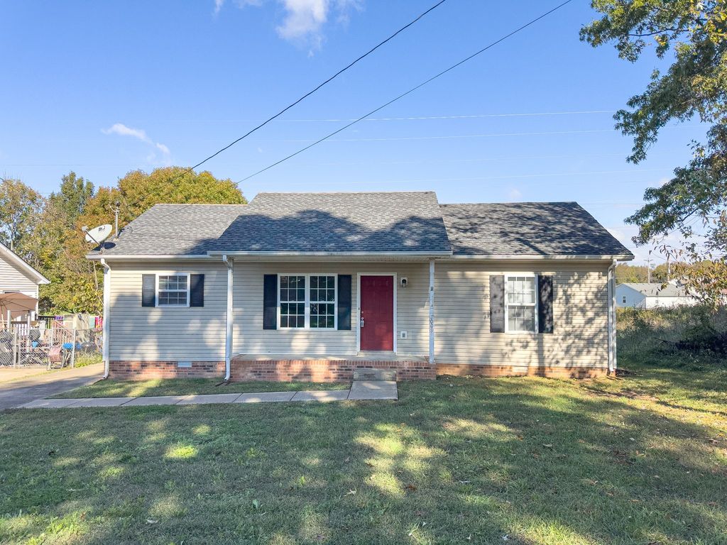 2009 Timberline Cir, Oak Grove, KY 42262