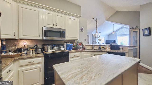 4020 Vineyards Lane 25, Kennesaw, GA 30144