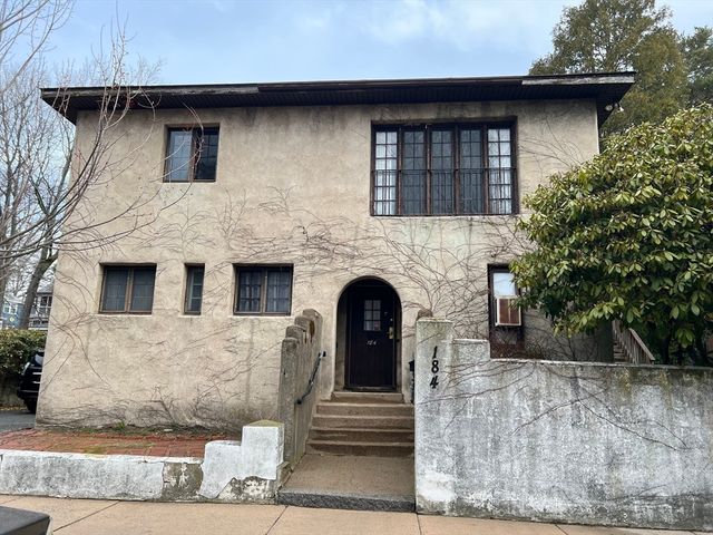 184 Lafayette Street, Salem, MA 01970