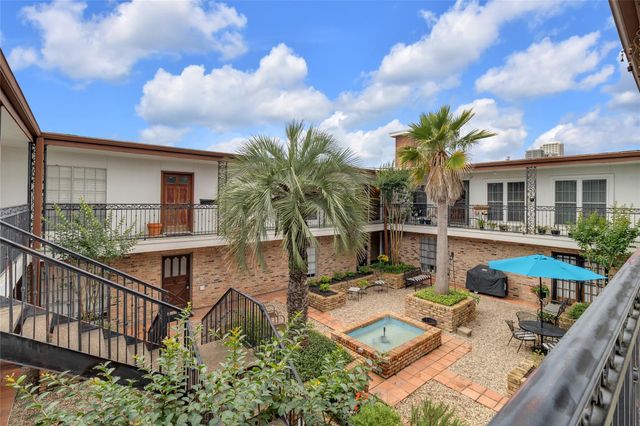 1909 Brun Street 17, Houston, TX 77019