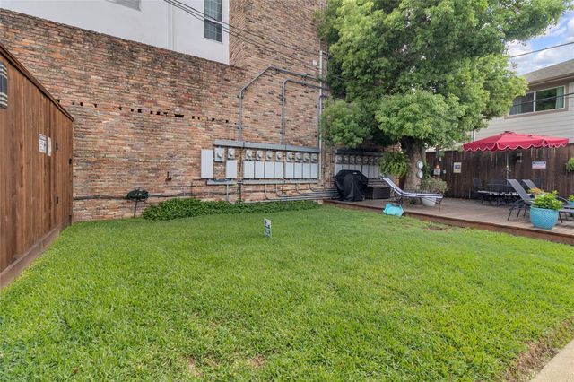 1909 Brun Street 17, Houston, TX 77019