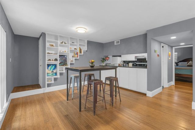 1909 Brun Street 17, Houston, TX 77019
