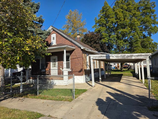 725 Chase Avenue, Joliet, IL 60432