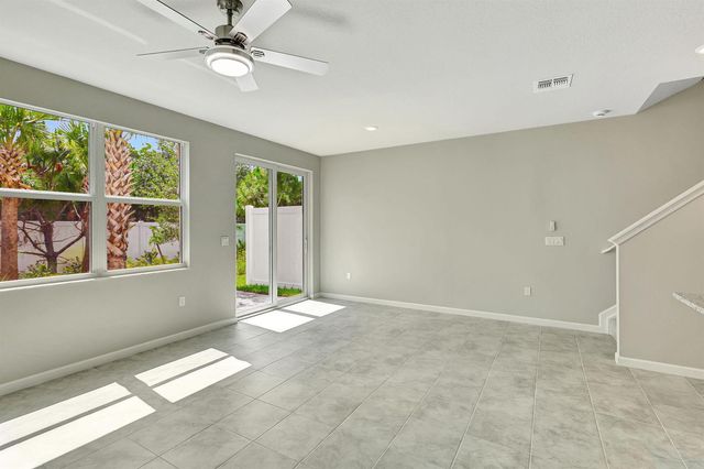 5694 SE EDGEWATER Circle, Stuart, FL 34997