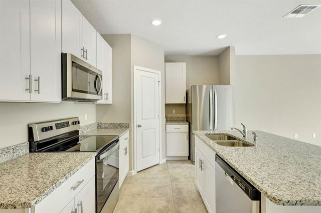 5694 SE EDGEWATER Circle, Stuart, FL 34997