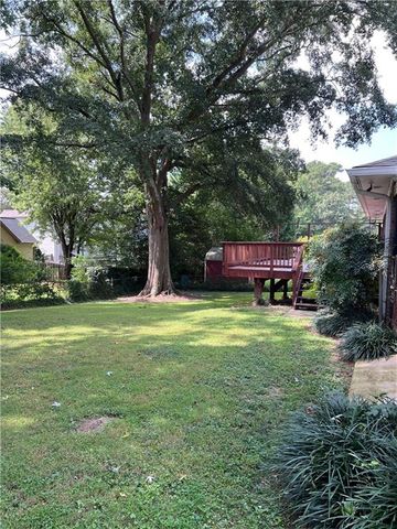 1180 Starline SE Drive, Smyrna, GA 30080