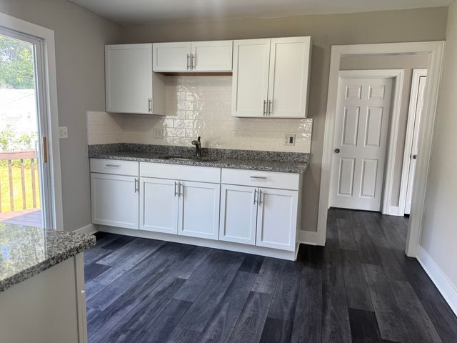416 S Liberty Place, Hobart, IN 46342
