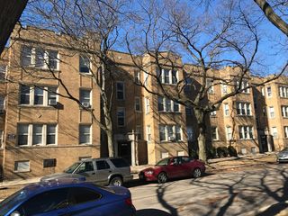 6940 N Bell Avenue 1, Chicago, IL 60645
