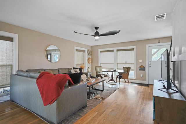 1904 28th Street, Lubbock, TX 79411