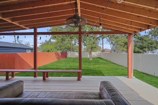 1904 28th Street, Lubbock, TX 79411