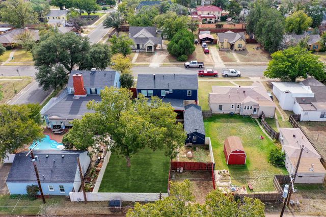 1904 28th Street, Lubbock, TX 79411