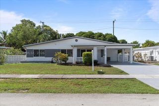 3820 NW 5th St, Lauderhill, FL 33311