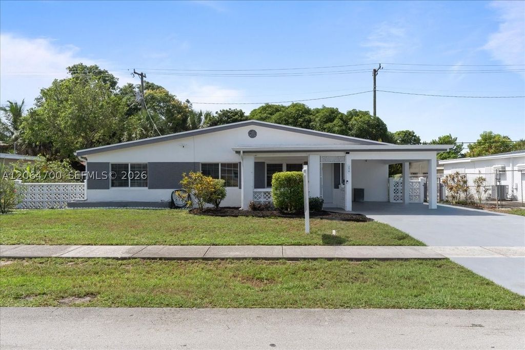 3820 NW 5th St, Lauderhill, FL 33311