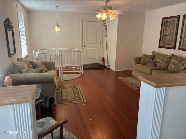 18 Jefferson Landing, Daytona Beach, FL 32118