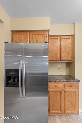 145 Killarney Drive, Niskayuna, NY 12309