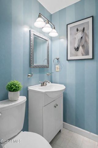 145 Killarney Drive, Niskayuna, NY 12309