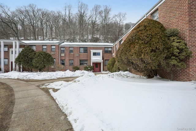 23 Lawrence Drive A, White Plains, NY 10603