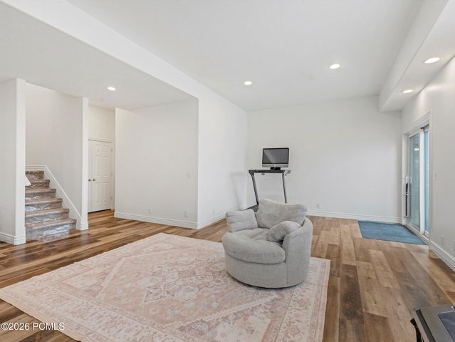 2522 S Scenic Drive, Salt Lake City, UT 84109