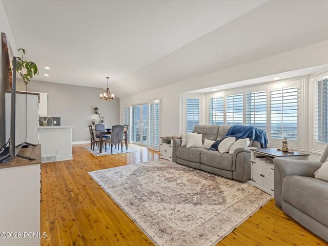 2522 S Scenic Drive, Salt Lake City, UT 84109