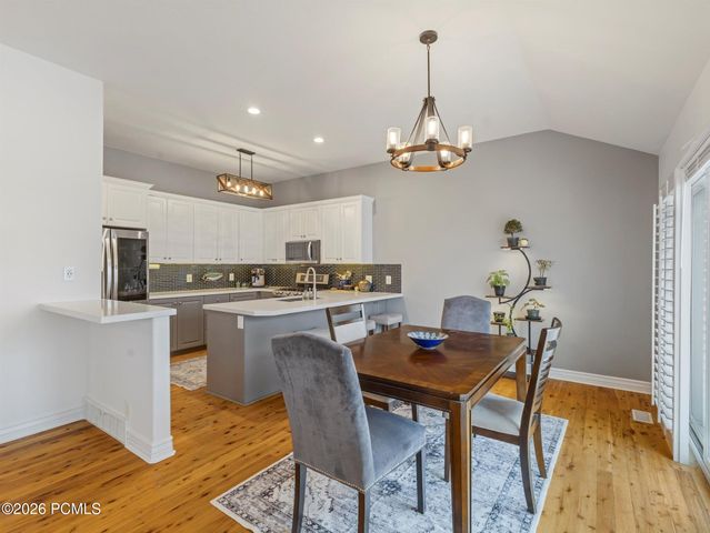 2522 S Scenic Drive, Salt Lake City, UT 84109