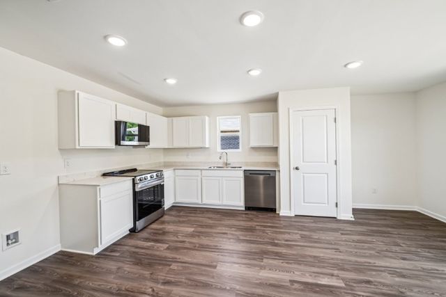255 Woodlake Landing, Hartwell, GA 30643