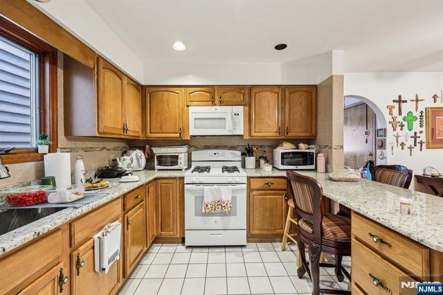 297 Kinney Street, Newark, NJ 07105