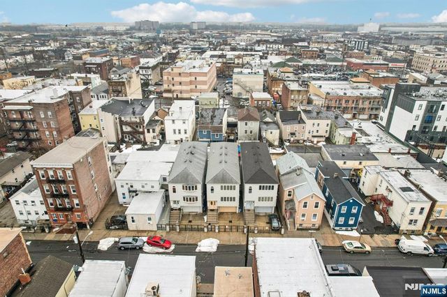 297 Kinney Street, Newark, NJ 07105