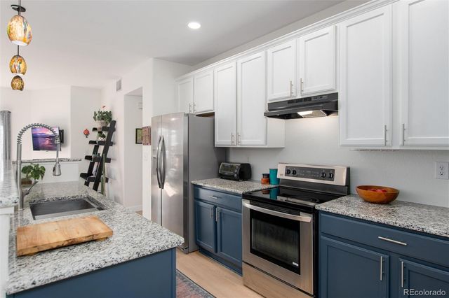 10336 W 55th Place 204, Arvada, CO 80002