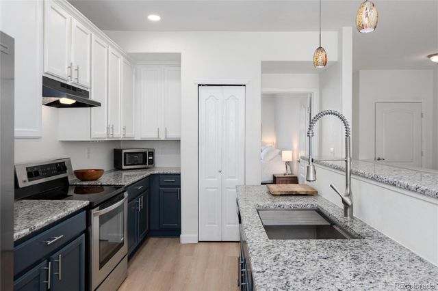 10336 W 55th Place 204, Arvada, CO 80002