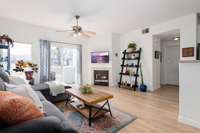 10336 W 55th Place 204, Arvada, CO 80002