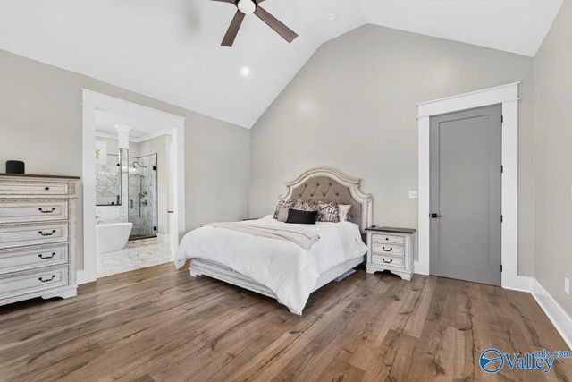 180 Honea Lane, Owens Cross Roads, AL 35763