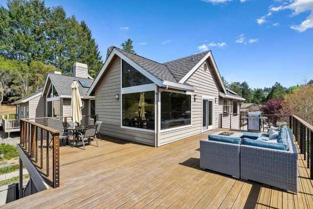 321 Pine Forest Drive, Aptos, CA 95003