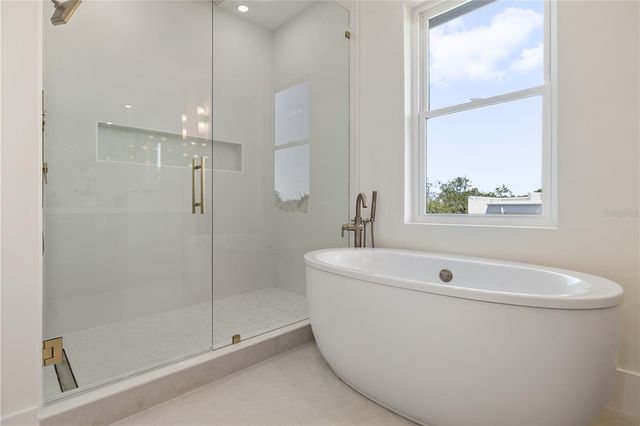 531 DANUBE AVENUE, Tampa, FL 33606