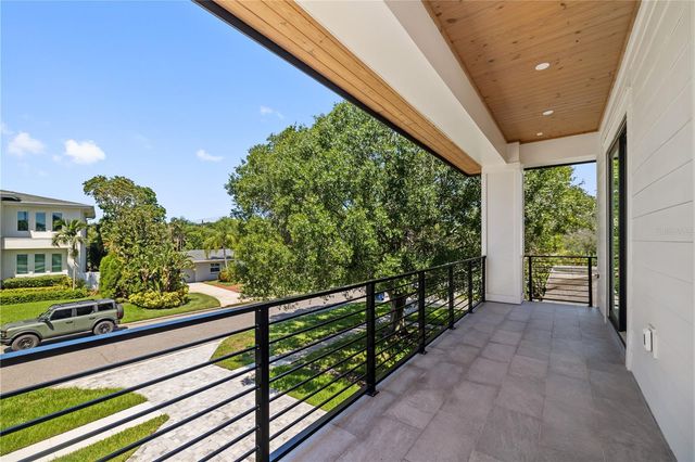 531 DANUBE AVENUE, Tampa, FL 33606