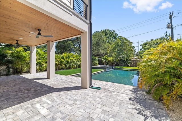 531 DANUBE AVENUE, Tampa, FL 33606