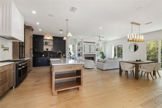 531 DANUBE AVENUE, Tampa, FL 33606