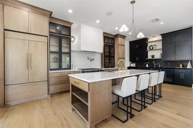 531 DANUBE AVENUE, Tampa, FL 33606