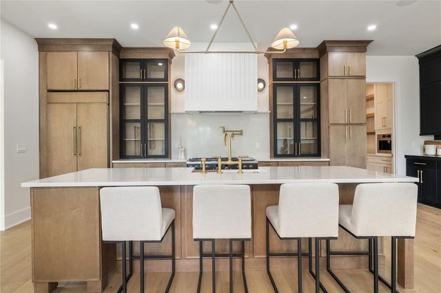 531 DANUBE AVENUE, Tampa, FL 33606