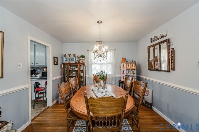 8225 Old Roxbury Rd, Quinton, VA 23141