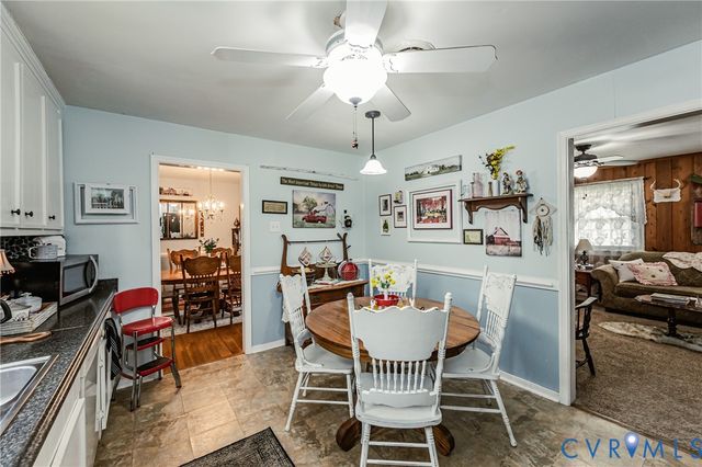 8225 Old Roxbury Rd, Quinton, VA 23141