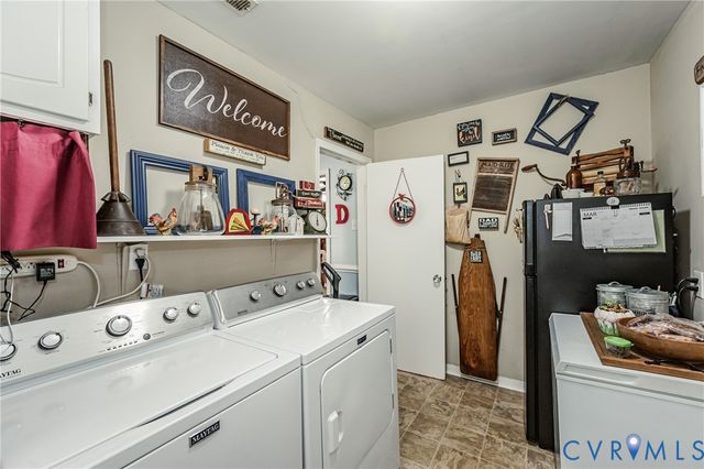 8225 Old Roxbury Rd, Quinton, VA 23141