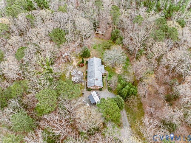 8225 Old Roxbury Rd, Quinton, VA 23141