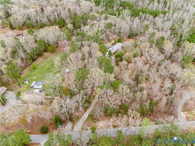 8225 Old Roxbury Rd, Quinton, VA 23141
