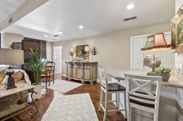 411 W 7th Street 405, Fort Worth, TX 76102