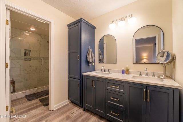 301 Cheestana Way, Loudon, TN 37774