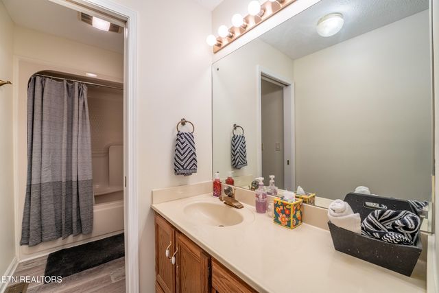 301 Cheestana Way, Loudon, TN 37774