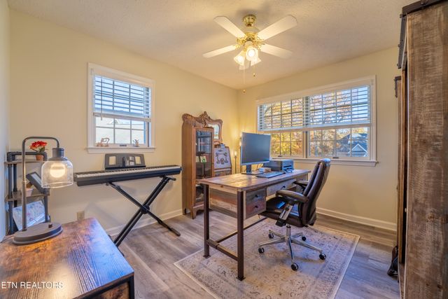 301 Cheestana Way, Loudon, TN 37774