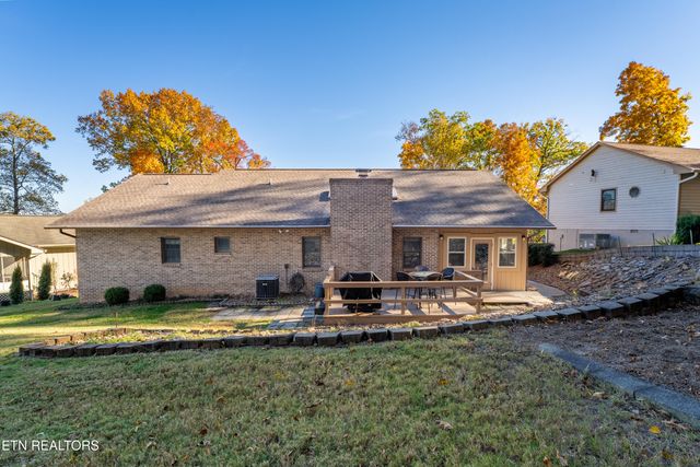 301 Cheestana Way, Loudon, TN 37774